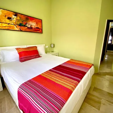 Mychoice Meninas Apartment Rota